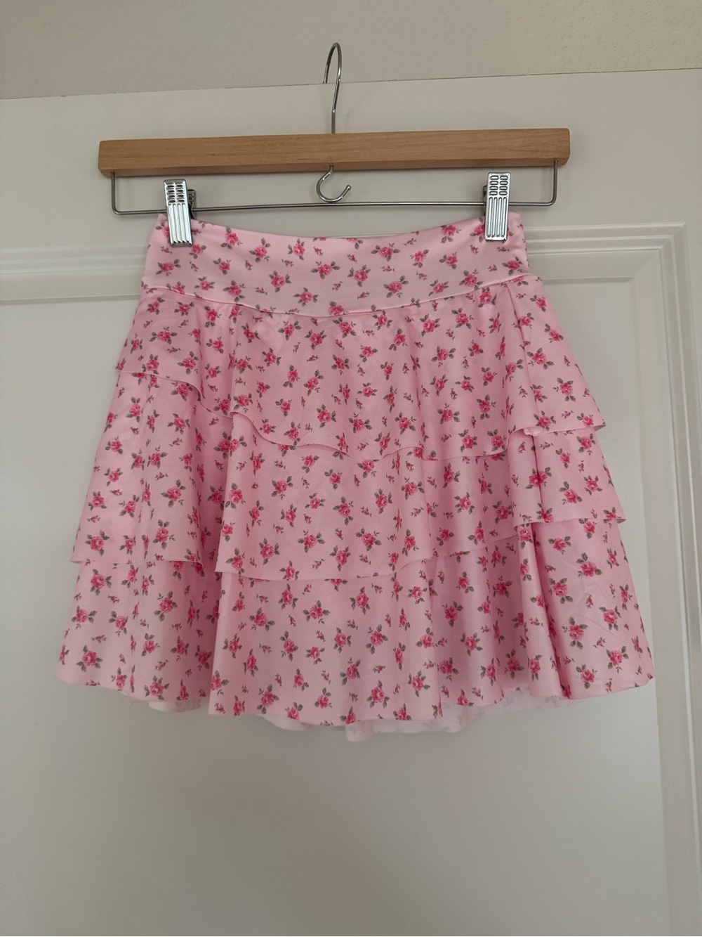 Altar'd State Pink Floral Tiered Ruffle Skort - Picture 2 of 3